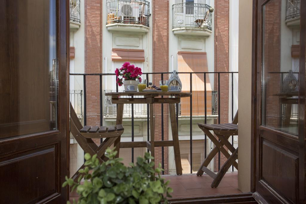 Blanquerias Apartments Valencia Exterior photo